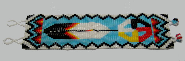 07150910SK Bead Bracelet Feather Pattern